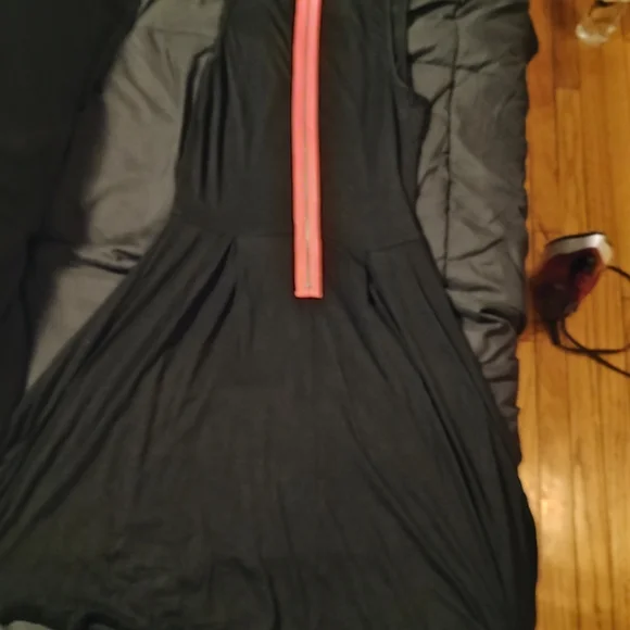 Black Fit-and-Flare Mini Dress with Pink Back Zip - Picture 4 of 8